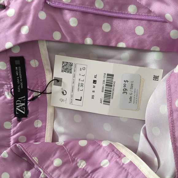 High Waisted Polka Dot Shorts - Picture 2 of 2